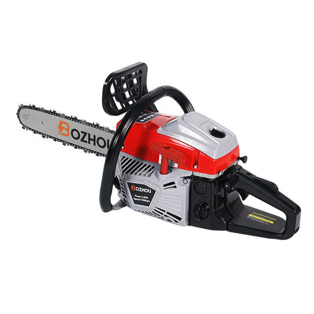 Motosierra ergonómica para exteriores con agarre seguro
